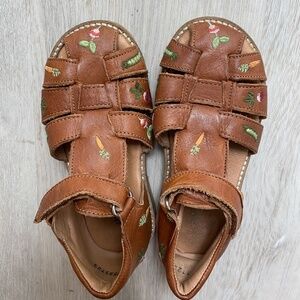 Petit Nord Uniqua Veggie Classic Starter Sandal in Cognac 27 EUR